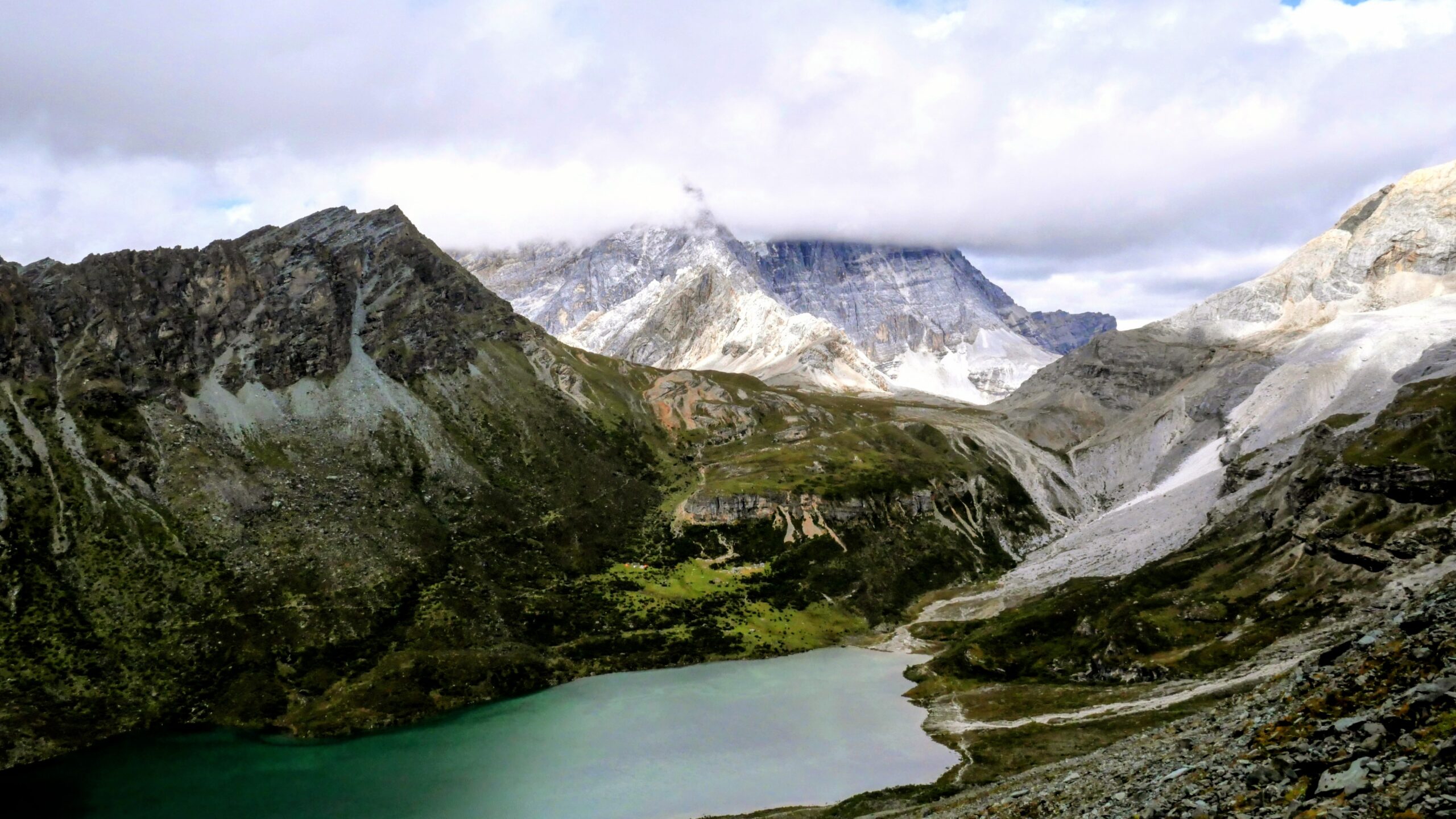Die Schlangenseen (Shéhú) im Yading Nationalpark auf 4.500 m.